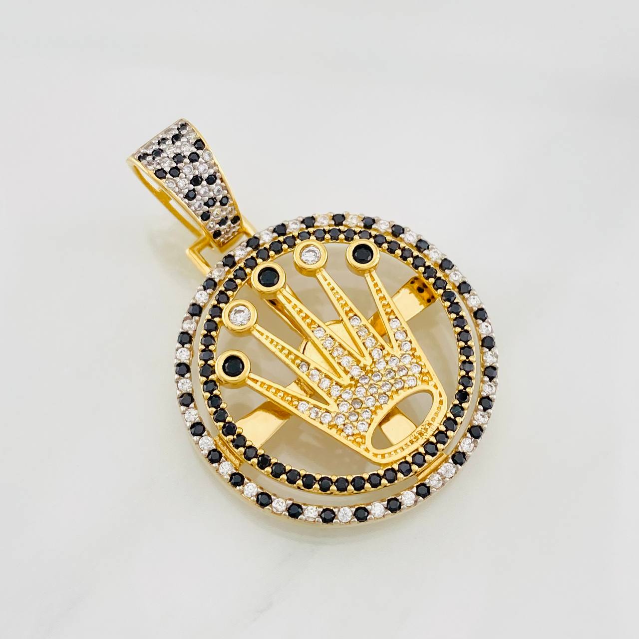 Dije Corona 12.15g / 4cm Oro Amarillo 18K