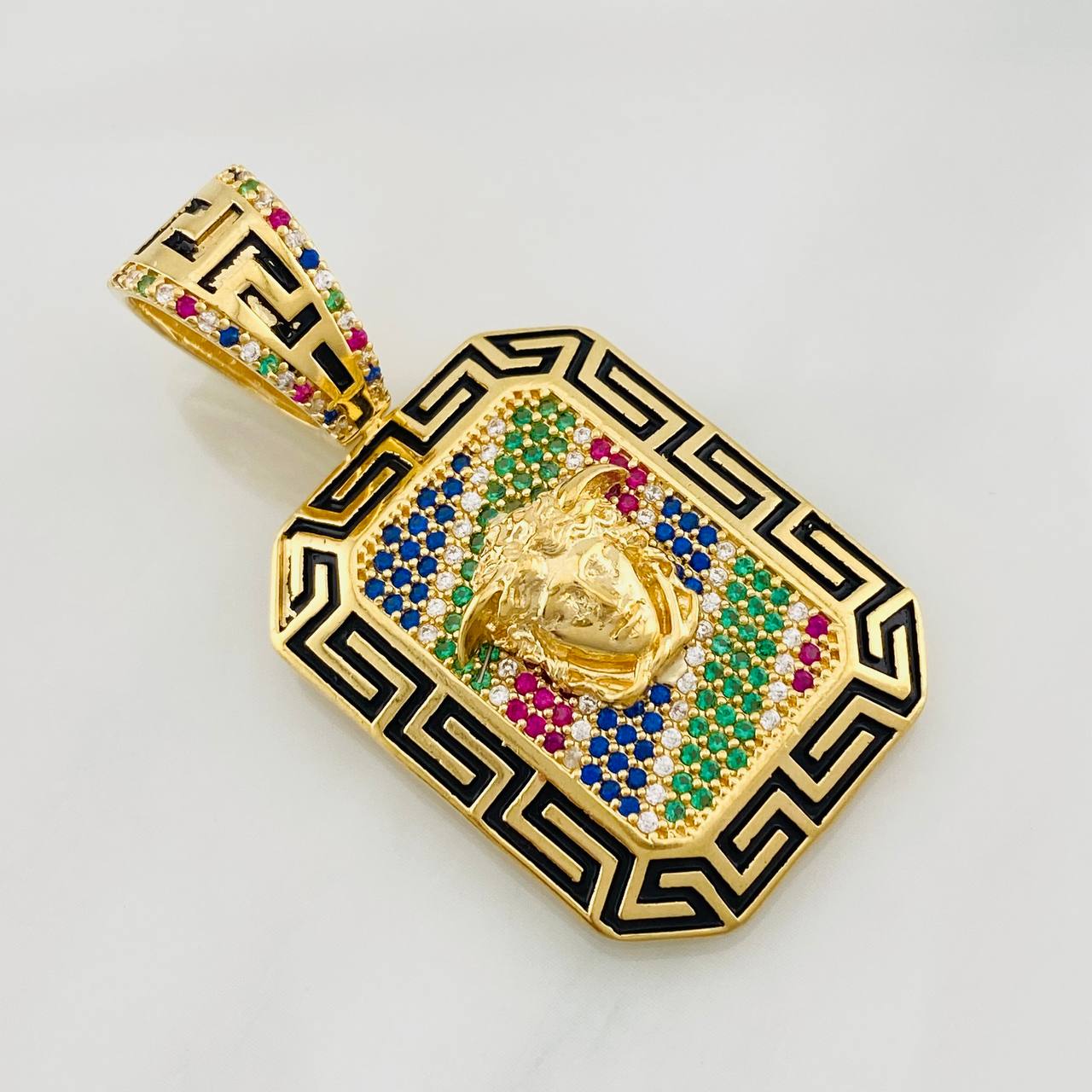 Dije Medusa 11.75g / 4.5cm Oro Amarillo 18K