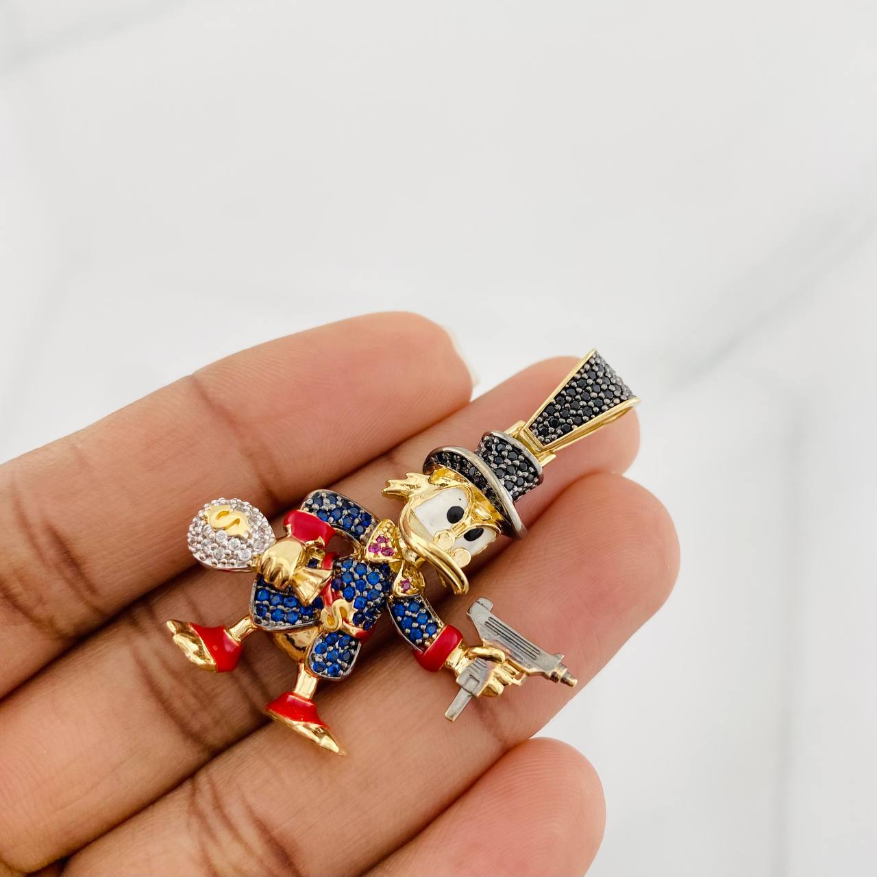 Dije Pato Bolsa de Dinero 10.95g / 4.2cm Tres Oros 18K