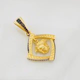 Dije Medusa 4.2g / 3cm Tres Oros 18K