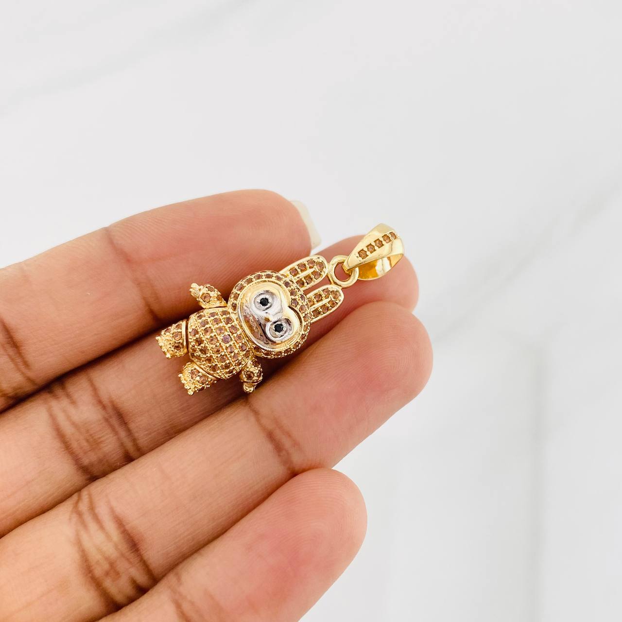 Dije Conejo Sonriente 6.3g / 3.5cm Dos Oros Amarillo Blanco 18K