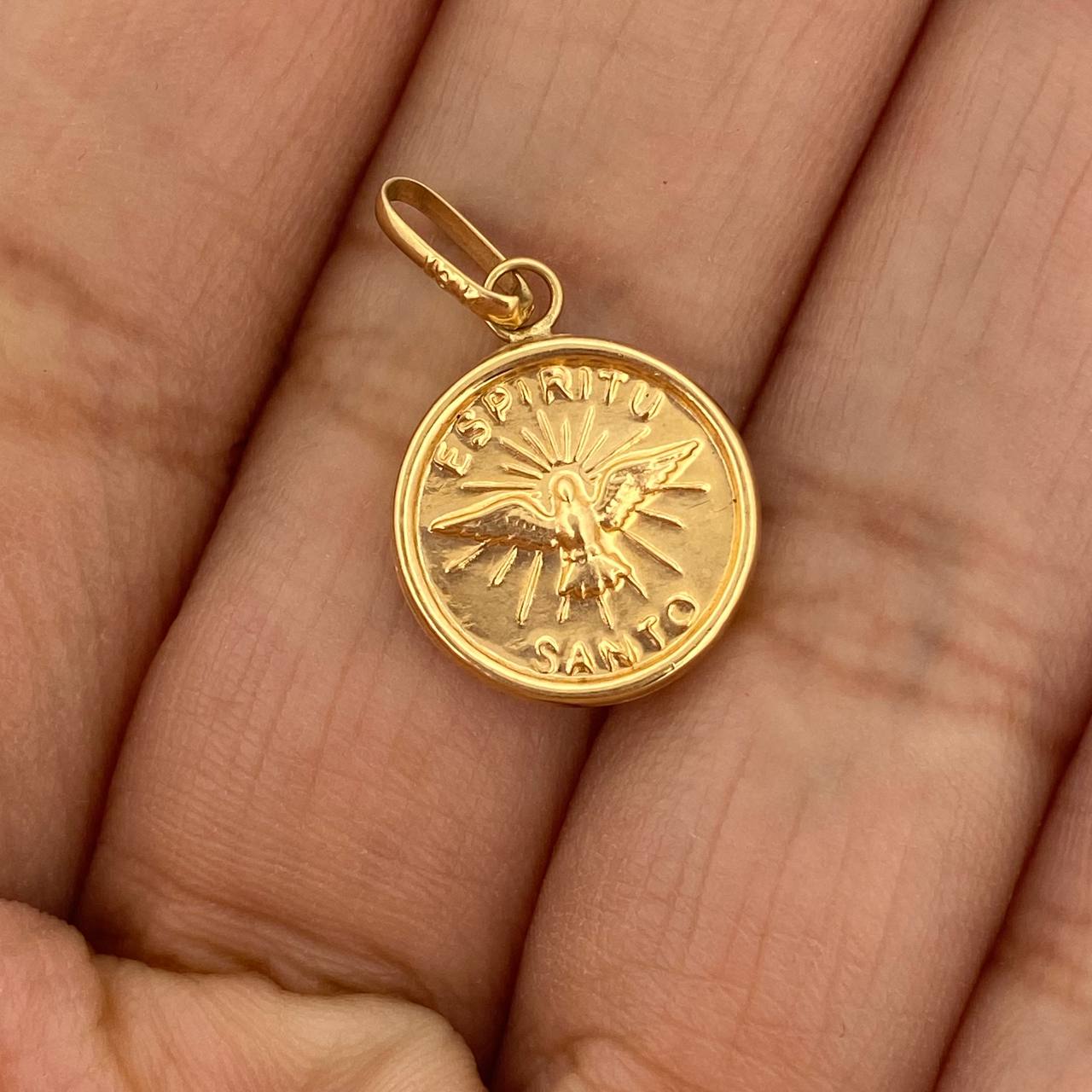 Dije Espiritu Santo 0.9gr / 2cm / Oro Amarillo 18K $