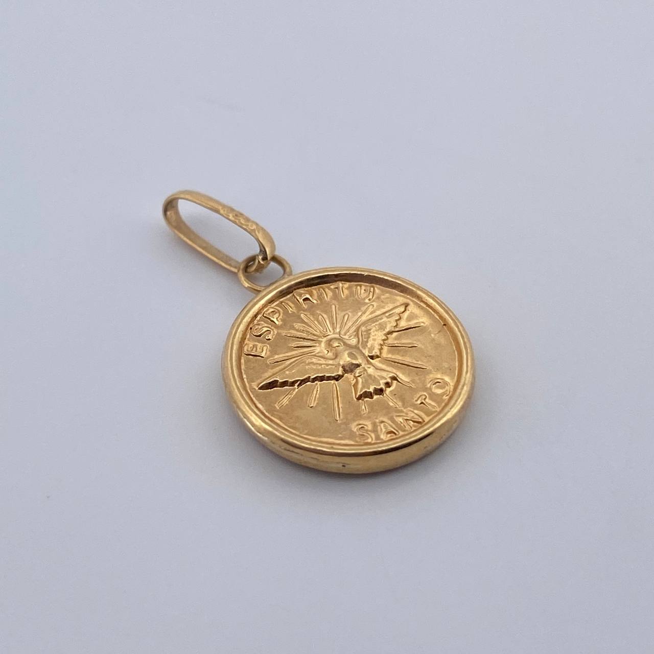 Dije Espiritu Santo 0.9gr / 2cm / Oro Amarillo 18K $
