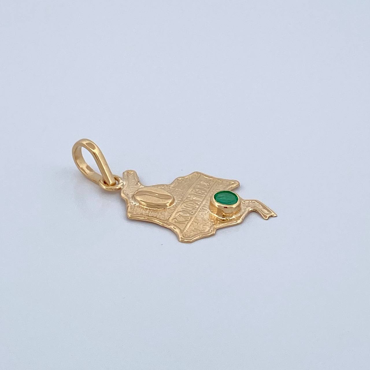 Dije Mapa de Colombia Esmeralda 11pts 1.1gr / 2.8cm / Oro Amarillo 18K &