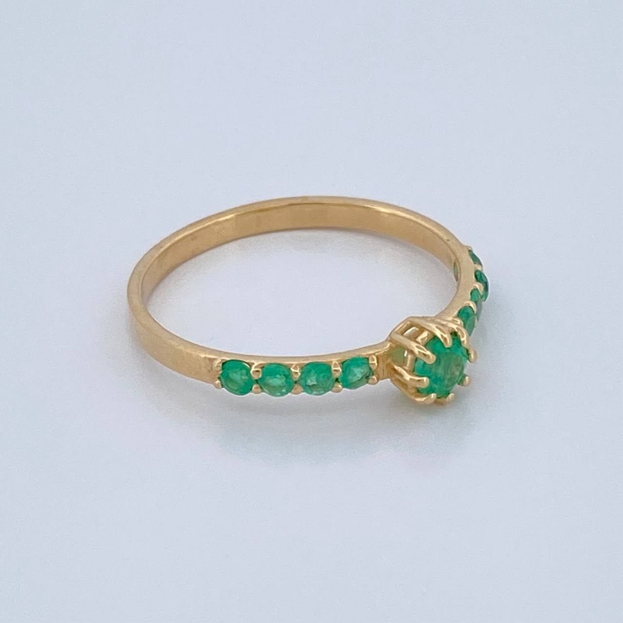 Anillo Solitario Esmeraldas 25pts 1.6gr / T7 1/4 / Oro Amarillo 18K &