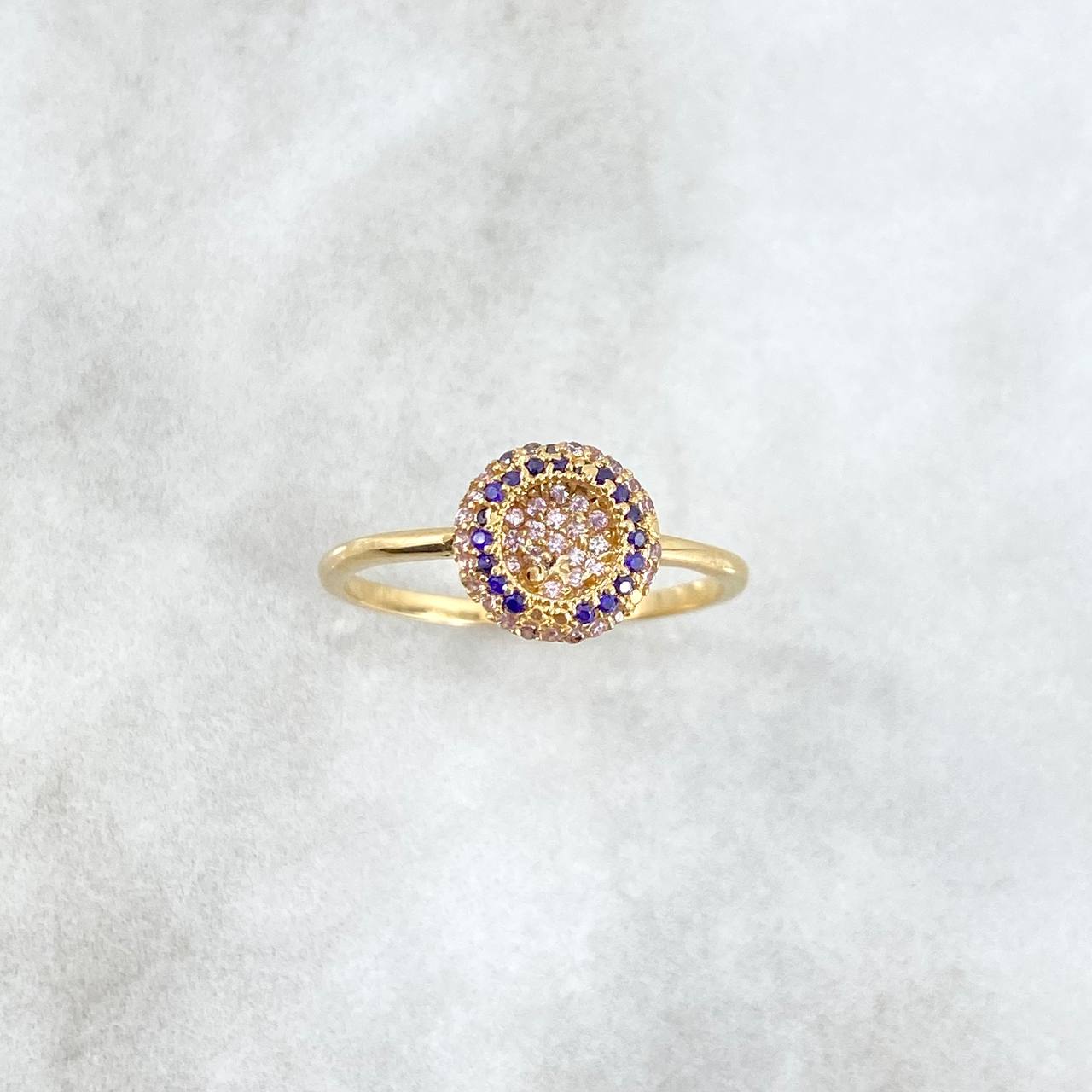 Anillo Halo Tupido 1.95gr / T7 1/2 / Circones Blancos-Morados Oro Amarillo