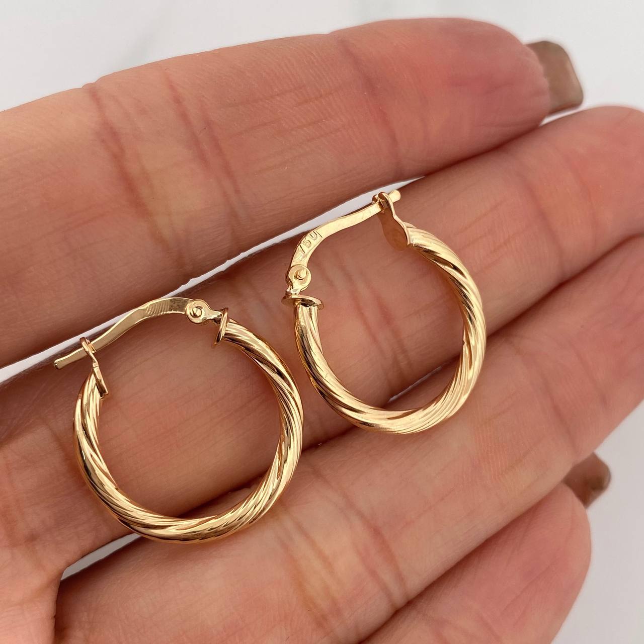 Candongas Niky 1.9 g / 2.2 cm Oro Amarillo 18K