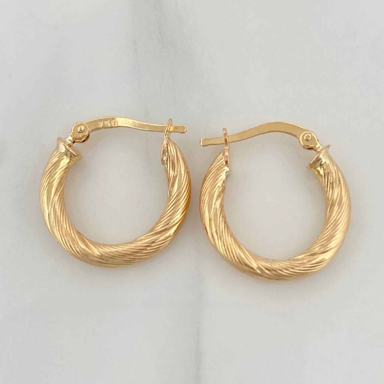 Candongas Mary 2.15 g / 1.8 cm Oro Amarillo 18K