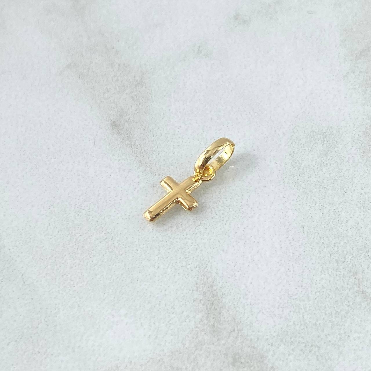 Dije Cruz 0.25gr / 1.3cm / Lisa Oro Amarillo 18K *