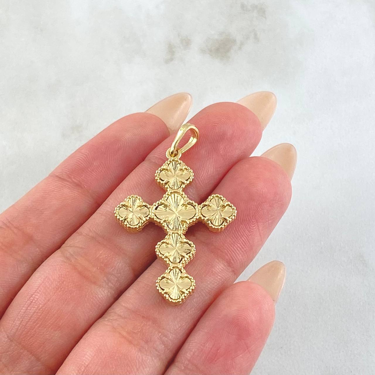 Dije Cruz Trebol Diamantado 5.1gr / 3.9cm / Oro Amarillo Nac.Esp. 18K