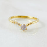 Anillo Solitario Curvo 2.05gr / T7 1/4 / Oro Amarillo 18K ©