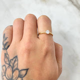 Anillo Solitario Liso Central 1.75gr / T6 1/2 / Oro Amarillo 18K