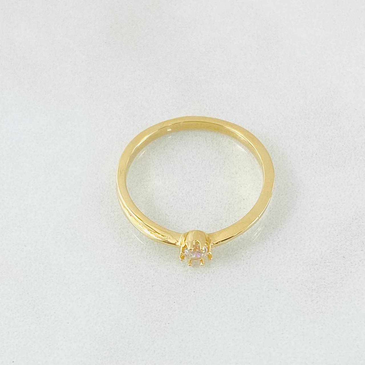 Anillo Solitario Redondo 1.95gr / T6 1/2 / Oro Amarillo 18K