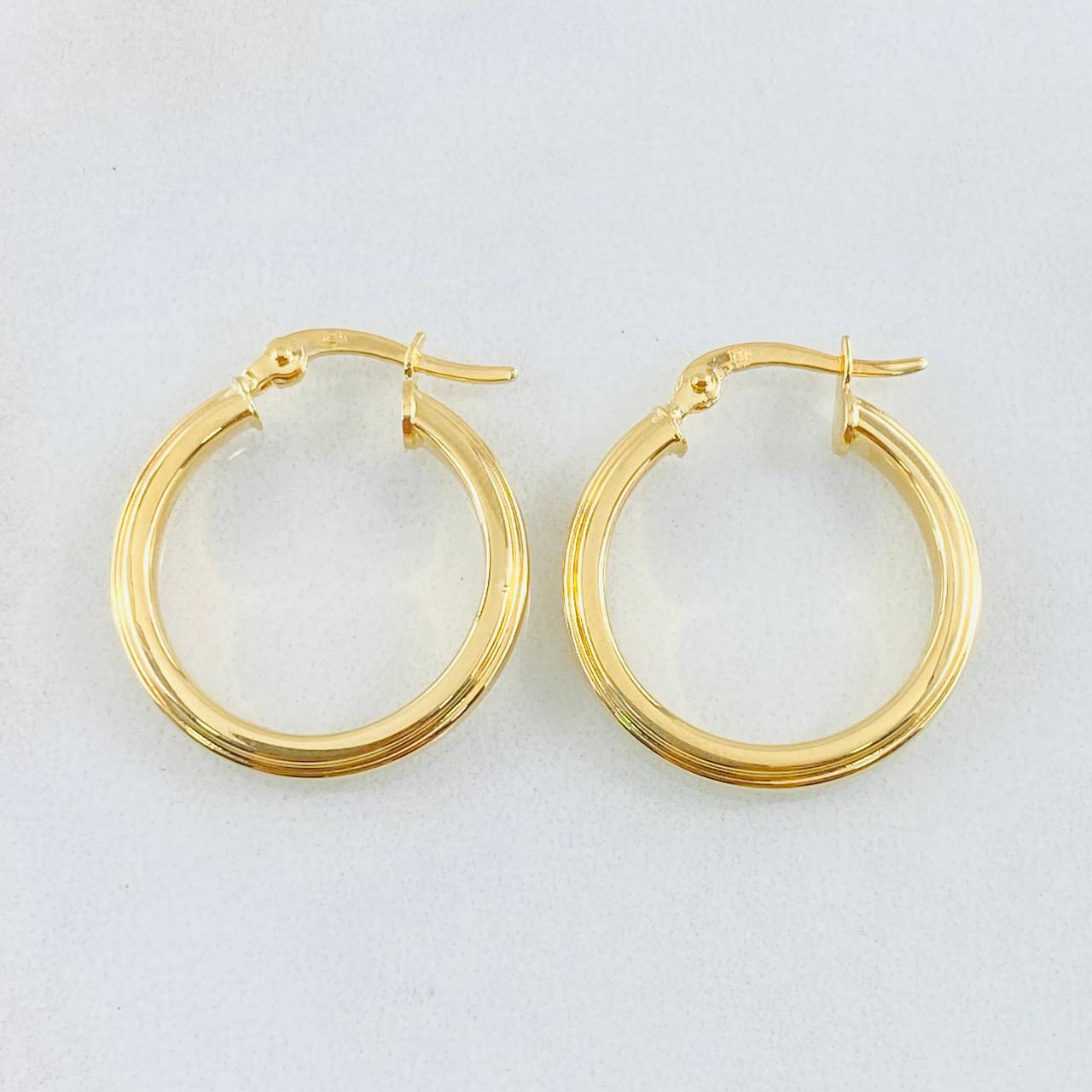 Candongas Manu 2.05gr / 2.5cm / Oro Amarillo 18K