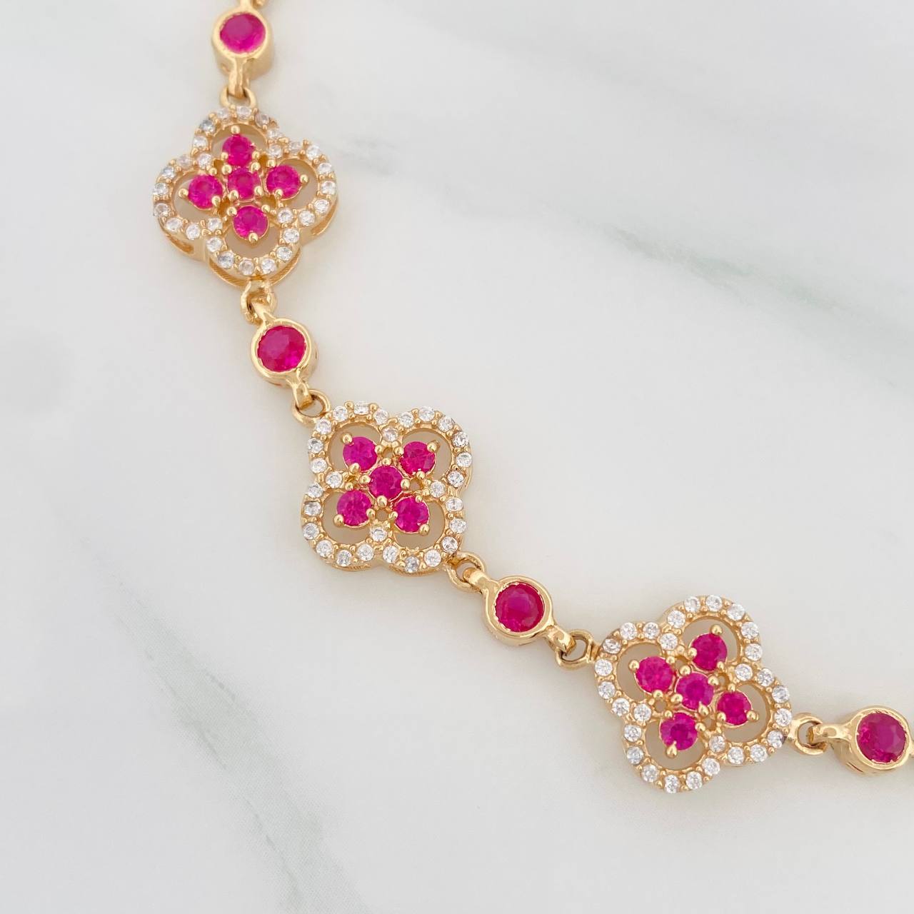 Pulso Trebol 14 g / 18.1 cm / 4 mm Oro Amarillo 18K