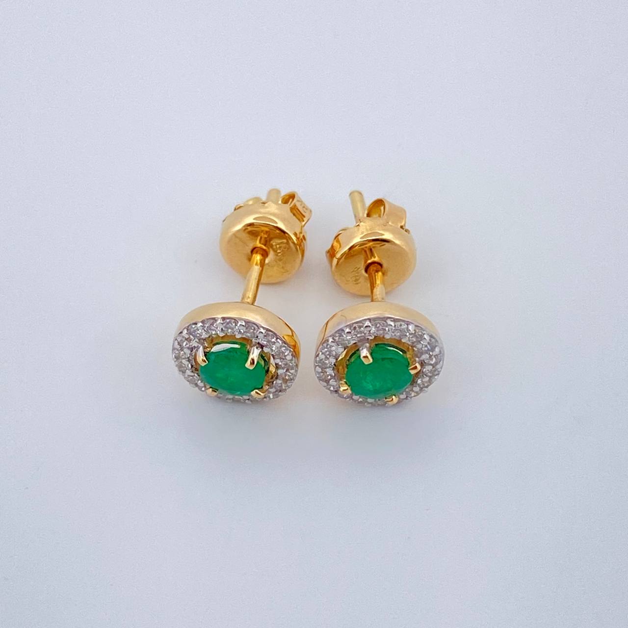 Topos Halo Circulo Esmeralda 1.9gr / Oro Amarillo 18K &