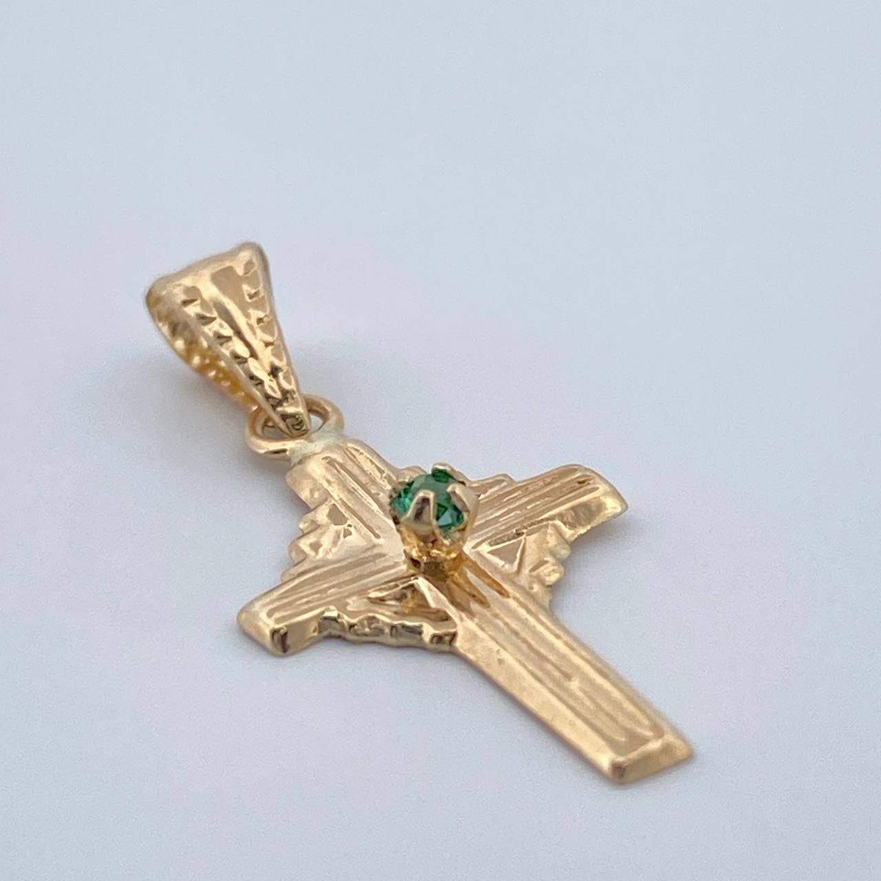 Dije Cruz 0.6gr / 2.4cm-Oro Amarillo 18K &
