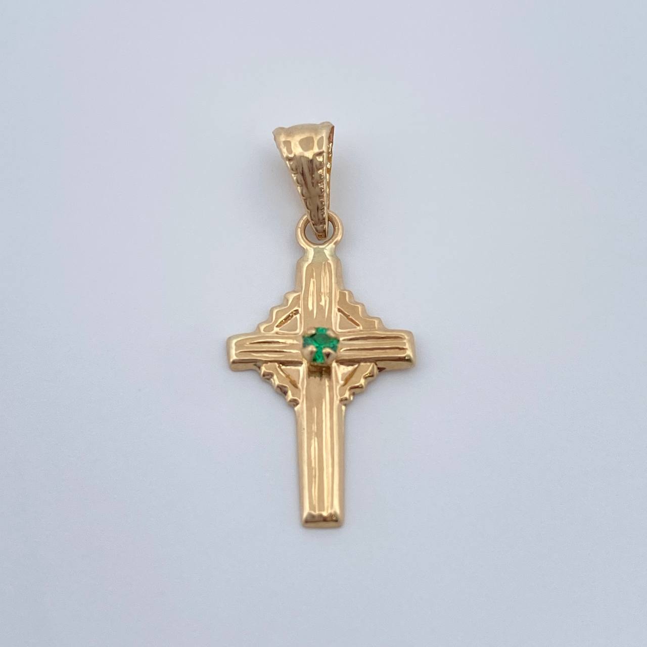 Dije Cruz 0.6gr / 2.4cm-Oro Amarillo 18K &
