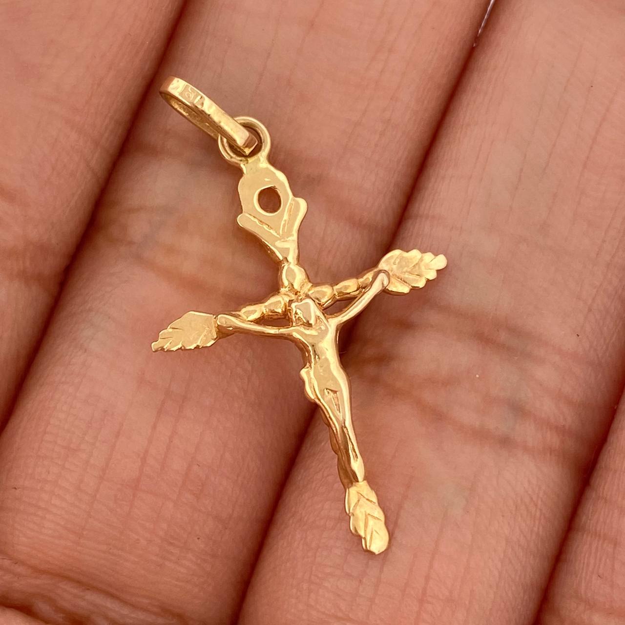 Dije Cruz Cristo 1.3gr / 3cm-Oro Amarillo 18K &