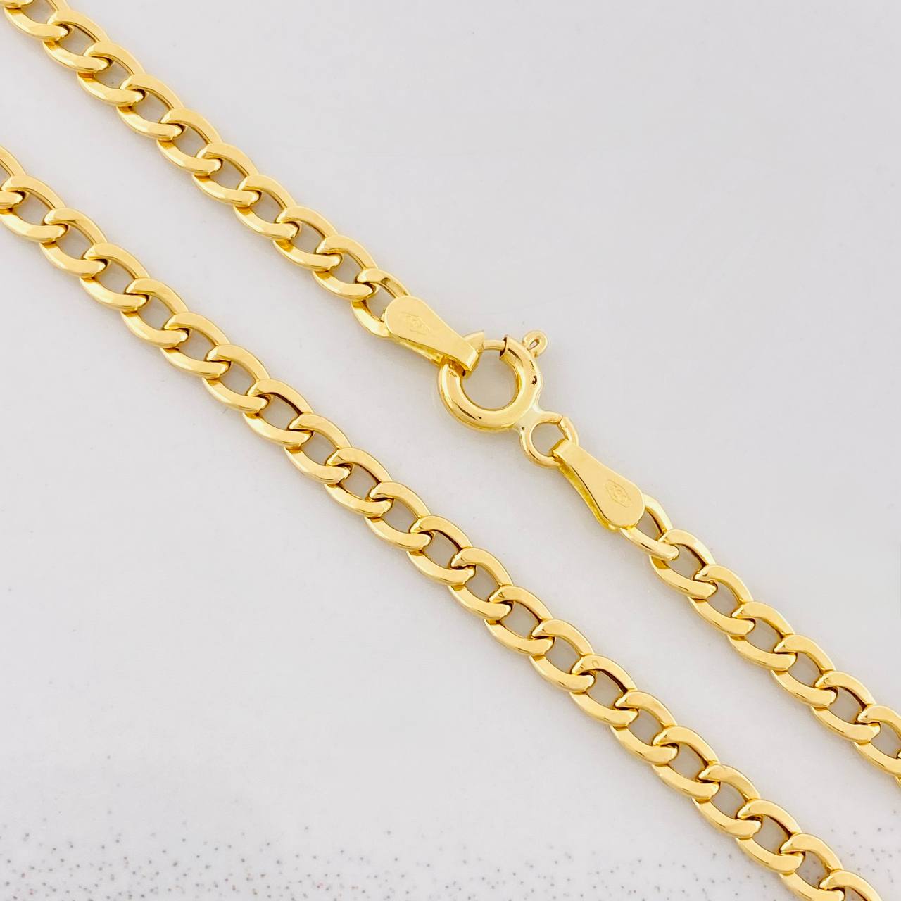 Cadena Cubana 4.5g / 60cm / 3mm Oro Amarillo 18K
