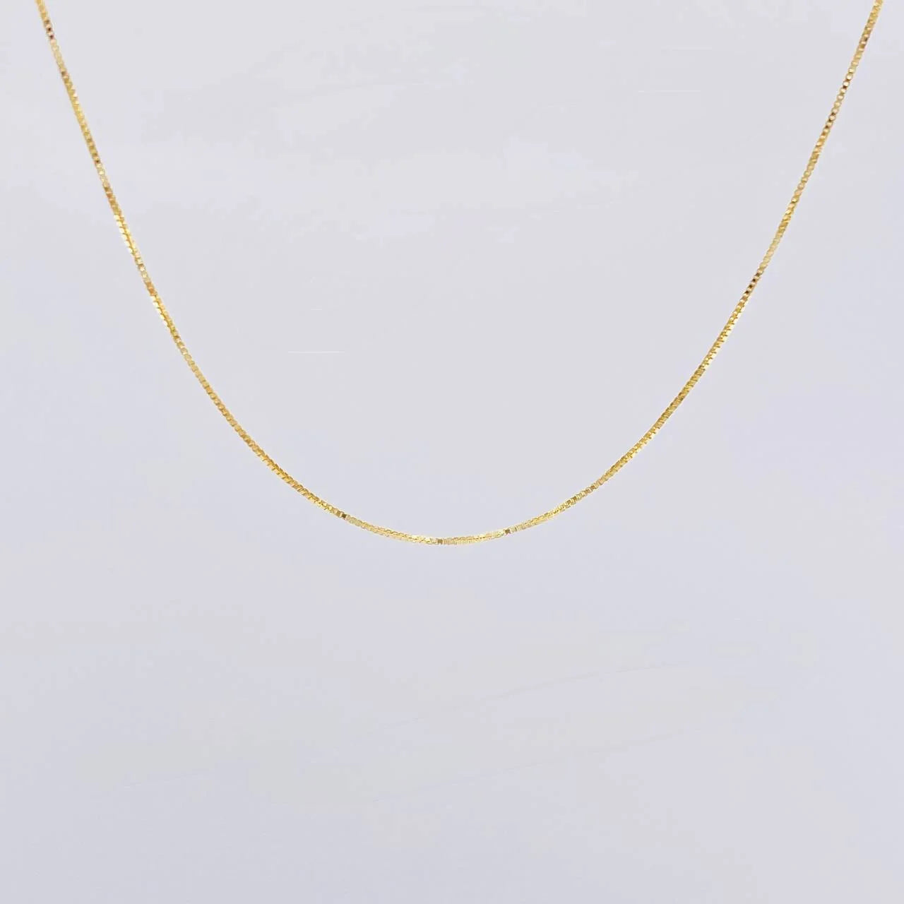 Cadena Veneciana 1.6g / 45cm / 0.7mm Oro Amarillo 18K