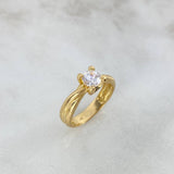 Anillo Solitario Garras Cruzadas 2.8gr / T7 / Circon Blanco Blancos Oro Amarillo