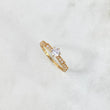 Anillo Solitario Churumbela Cinta 1.9gr / T4 1/4 / Circones Blanco Blancos Oro Amarillo ©