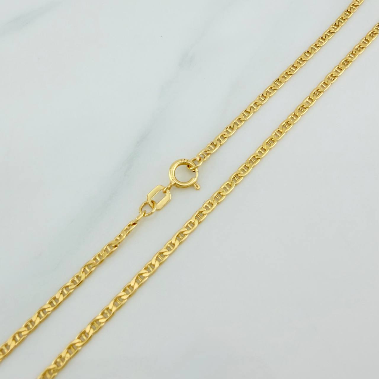 Cadena Escalera 2.35 g / 60.4 cm / 1.89 mm Oro Amarillo 18K