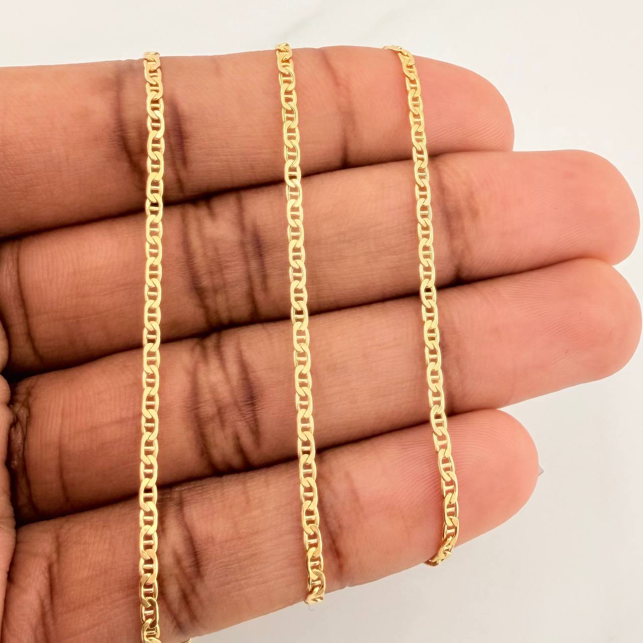 Cadena Escalera 2.25 g / 60.3 cm / 1.8 mm Oro Amarillo 18K