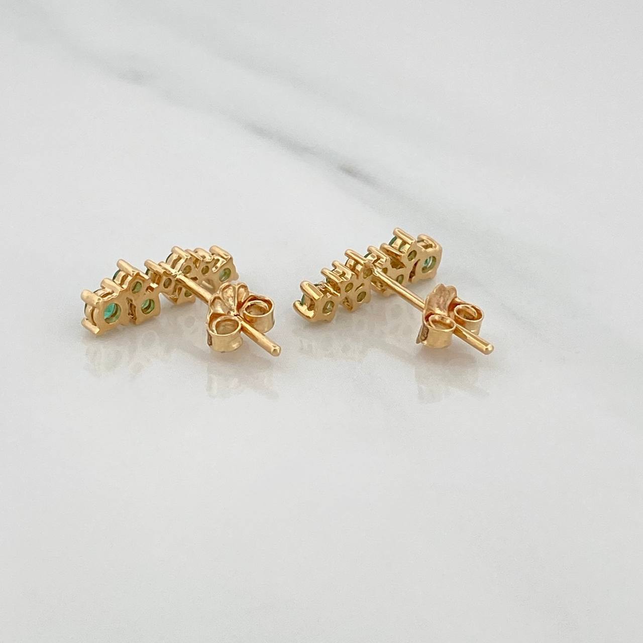 Topos Circulos Esmeraldas 51Pts 1.95 g / 13 mm Oro Amarillo 18K