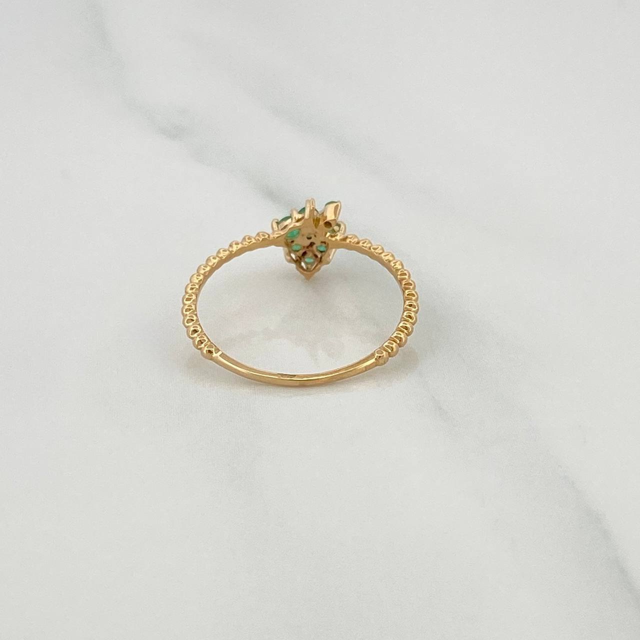 Anillo Uvas Esmeraldas 16Pts 1 g / T5 Oro Amarillo 18K