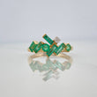Anillo Figuras Esmeraldas 76Pts Diamante 04Pts 2.8 g / T6 Oro Amarillo 18K