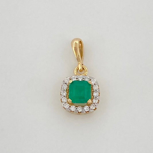 Dije Halo Cuadrado Esmeralda 46Pts 16 Diamantes 11Pts 1.2 g / 1.7 cm  Dos Oros Amarillo Blanco 18K