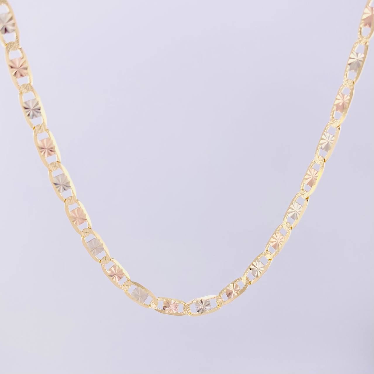 Cadena Escalera Plana 8.05g / 50cm / 3.3mm Tres Oros 18K