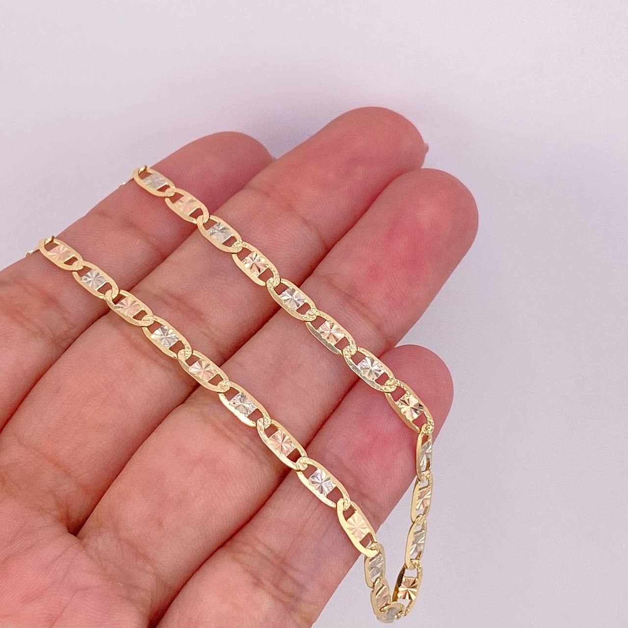 Cadena Escalera Plana 8.05g / 50cm / 3.3mm Tres Oros 18K