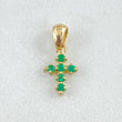 Dije Cruz Punteada Esmeraldas 12pts 0.5gr / 1.4cm / Oro 18K ©