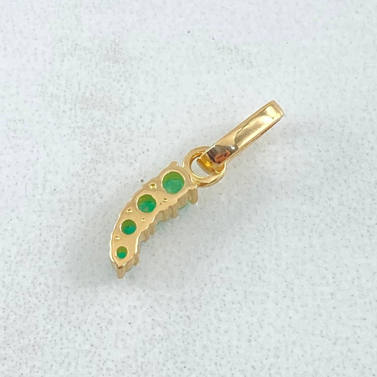 Dije Trinity Esmeraldas 13pts 0.65gr / 1.5cm / Oro 18K ©