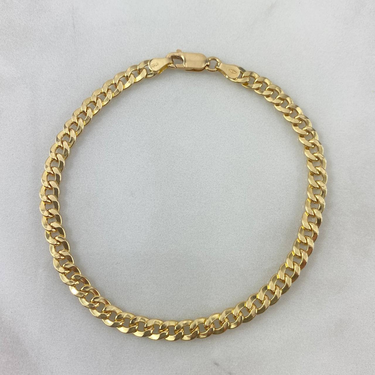 Pulso Cubano 4.25gr / 21cm / 4mm Oro Amarillo +0 *