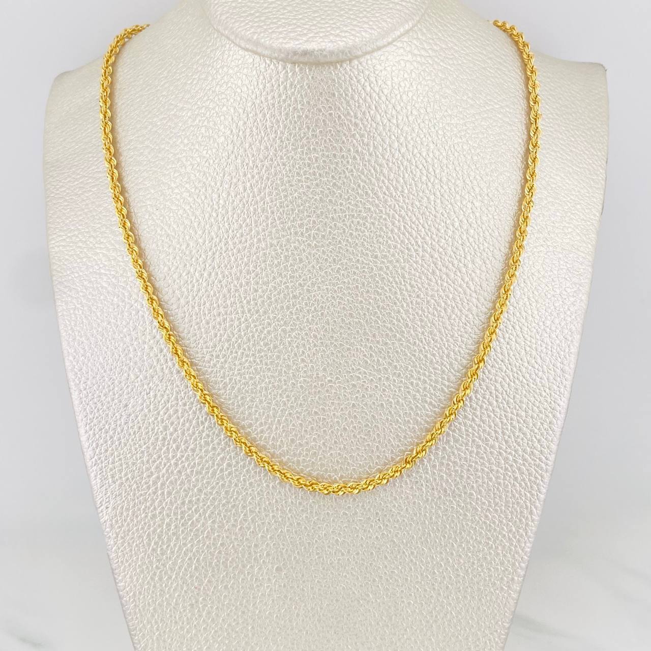 Cadena Lazo 3.5 g / 40.05 cm / 2.68 mm Oro Amarillo 18K