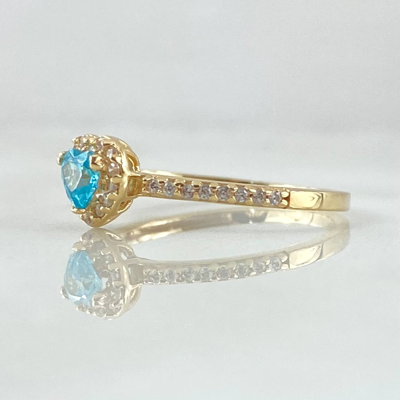 Anillo Solitario Halo Corazón 2gr / T7 3/4 / Oro Amarillo 18K