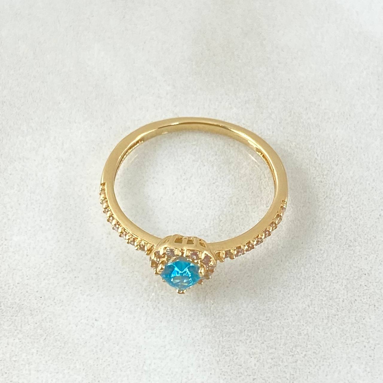 Anillo Solitario Halo Corazón 1.75gr / T6 1/4 / Oro 18K