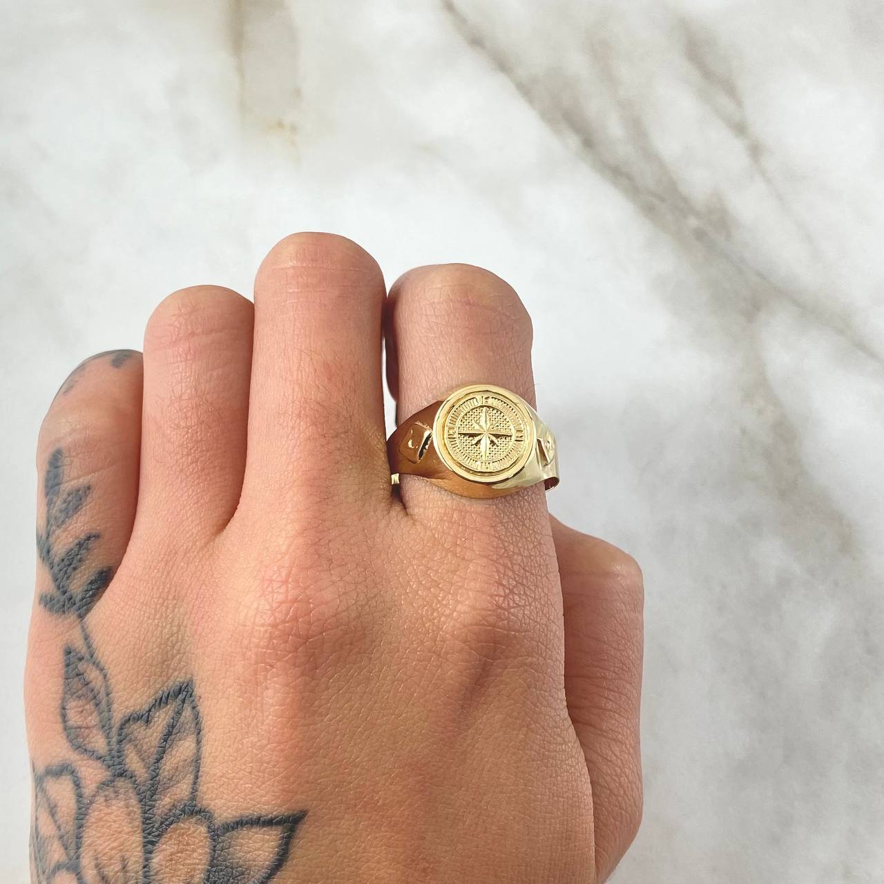 Anillo Brujula Rombica 2.65gr / T11 3/4 / Oro 18K