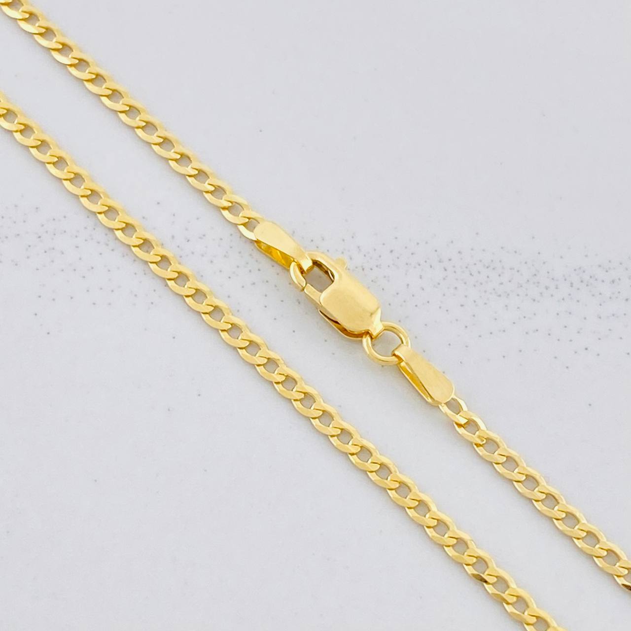 Cadena Cubana 4.1g / 50cm / 1.9mm Oro Amarillo 18K