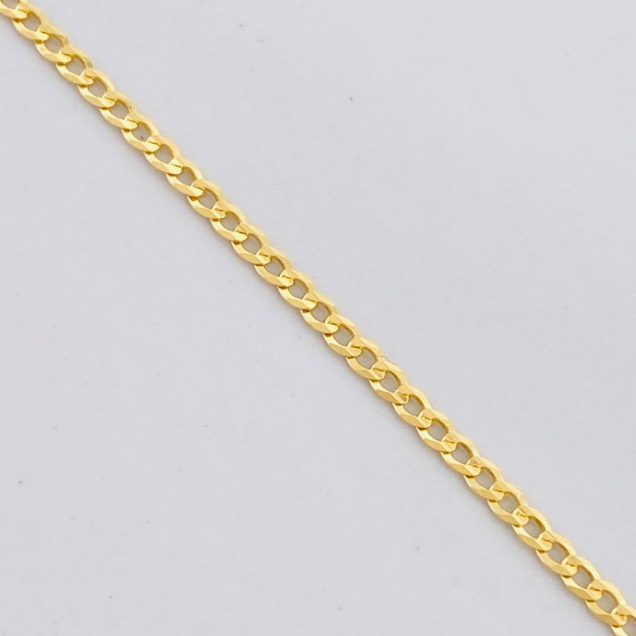 Cadena Cubana 4.85g / 60cm / 1.9mm Oro Amarillo 18K