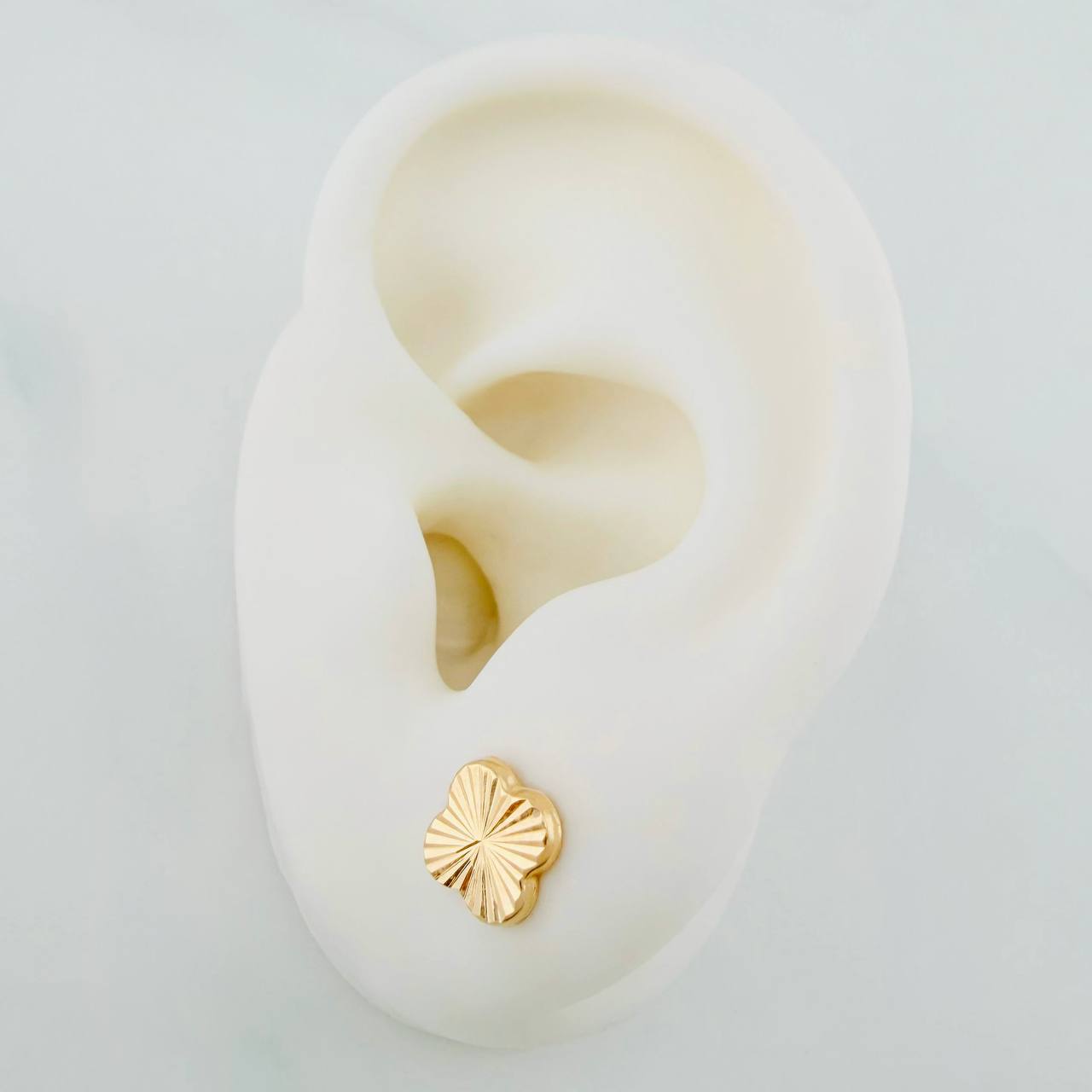Topos Trébol Diamantados 0.9 g / 7.28 mm Oro Amarillo 18K