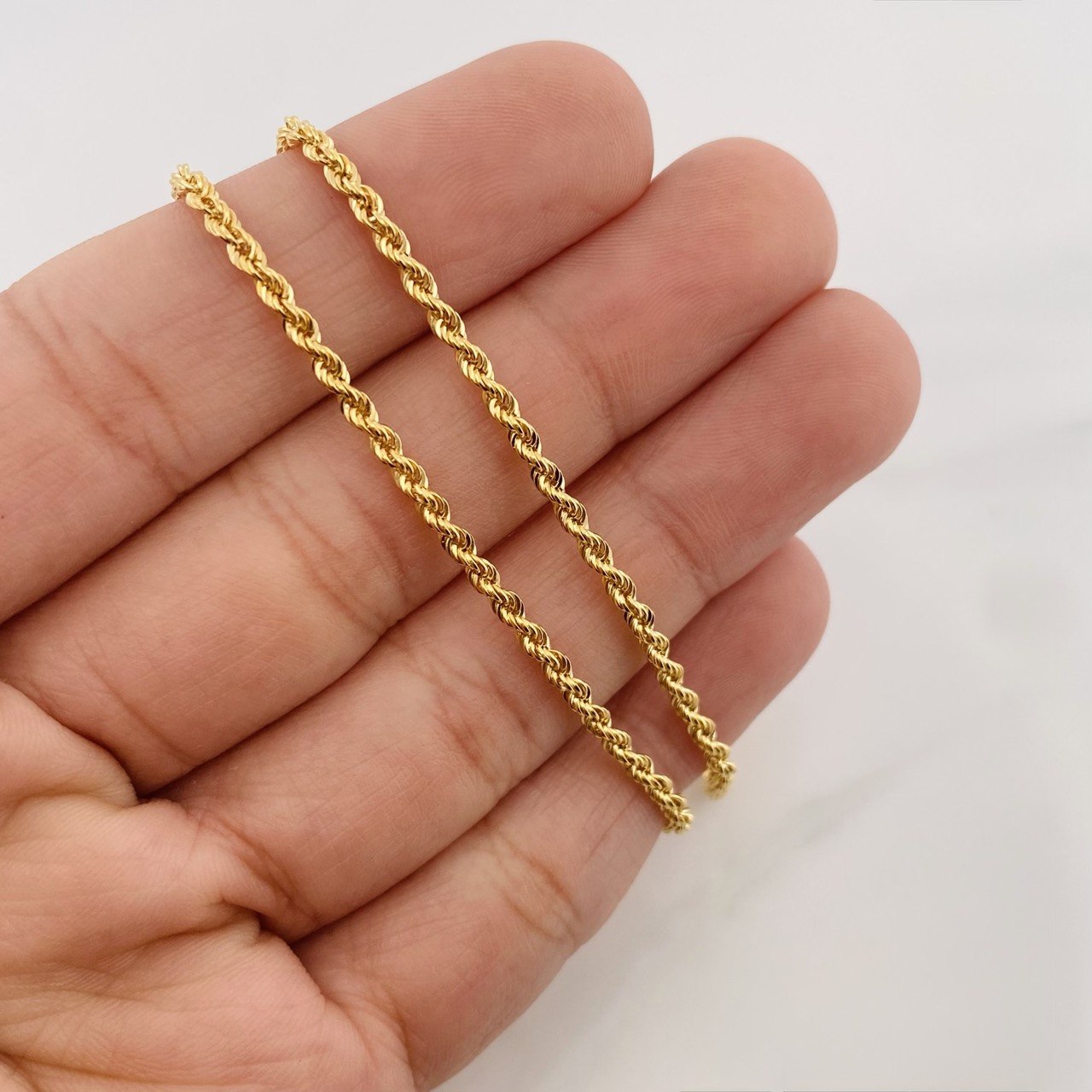 Cadena Lazo 3.2 g / 61 cm / 2.1 mm Oro Amarillo 18K