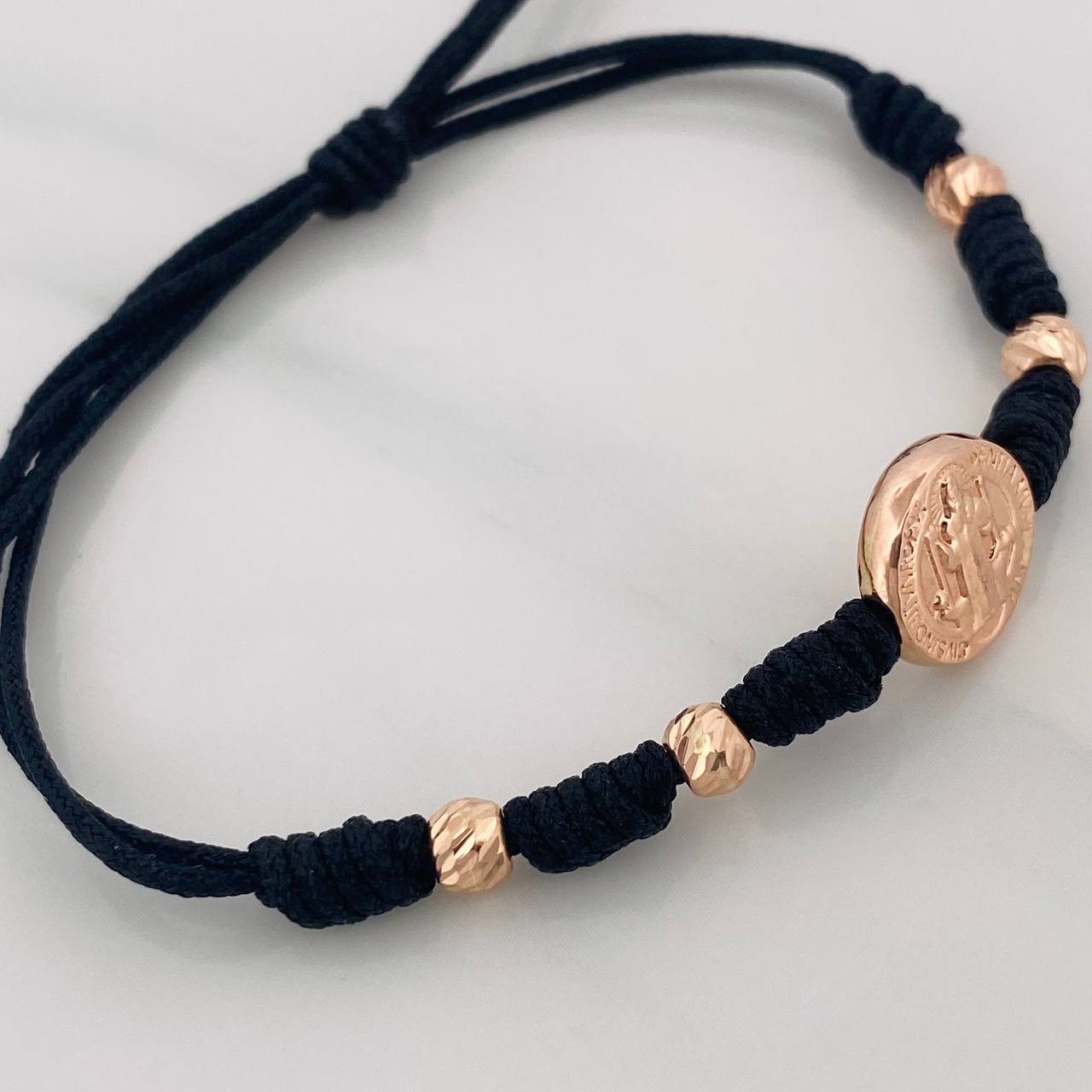 Pulsera Tejida Negra San Benito Oro Rosa 18K