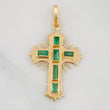 Dije Cruz Plana Esmeraldas 75 Pts 2.1 g / 2.2 cm Oro Amarillo 18K