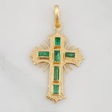 Dije Cruz Plana Esmeraldas 75 Pts 2.1 g / 2.2 cm Oro Amarillo 18K