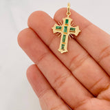 Dije Cruz plana esmeralda 0.75 pts Esmeraldas 6pts 2.2g / 3.05cm Oro Amarillo 18K